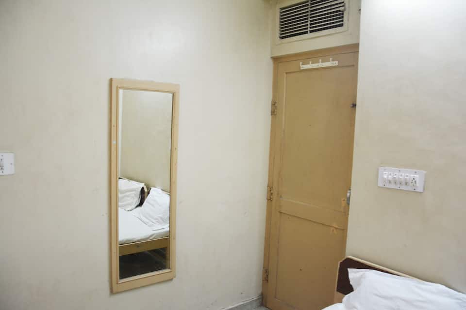 Hotel Sharma